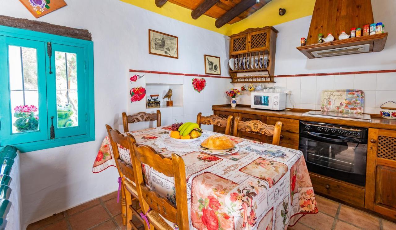 Casa Rosa, Con Encanto Y Piscina Climatizada Holiday home