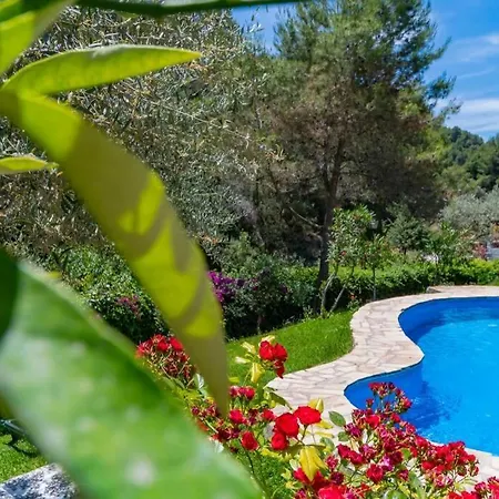 Casa Rosa, Con Encanto Y Piscina Climatizada Frigiliana Exterior photo