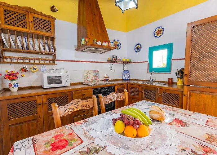Casa Rosa, Con Encanto Y Piscina Climatizada