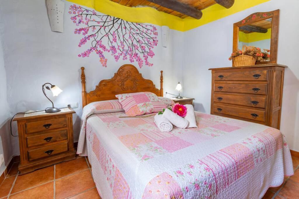 Casa Rosa, Con Encanto Y Piscina Climatizada Frigiliana